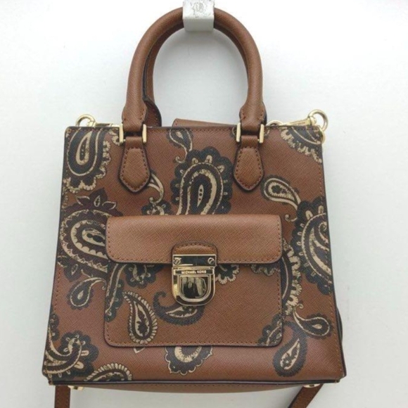 Michael Kors SHARE SHOW Third Thursday Of Every Month - Picture 6 of 6